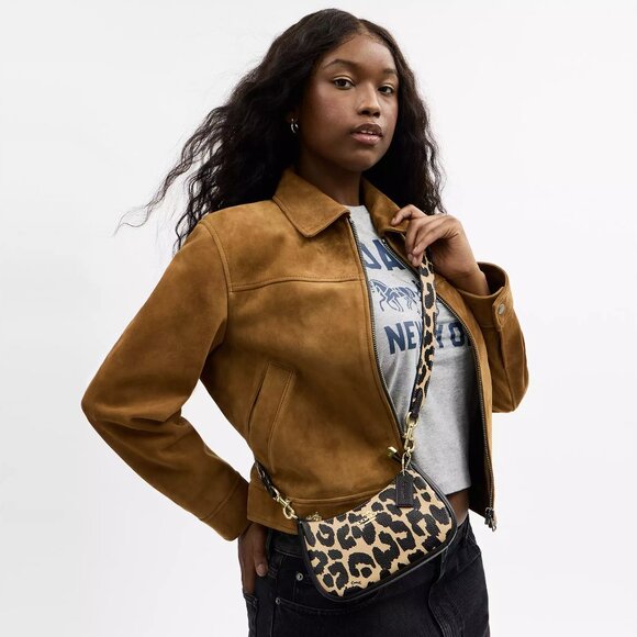 ❤️🐆Coach Leather Strap With Leopard Print - Picture 3 of 7